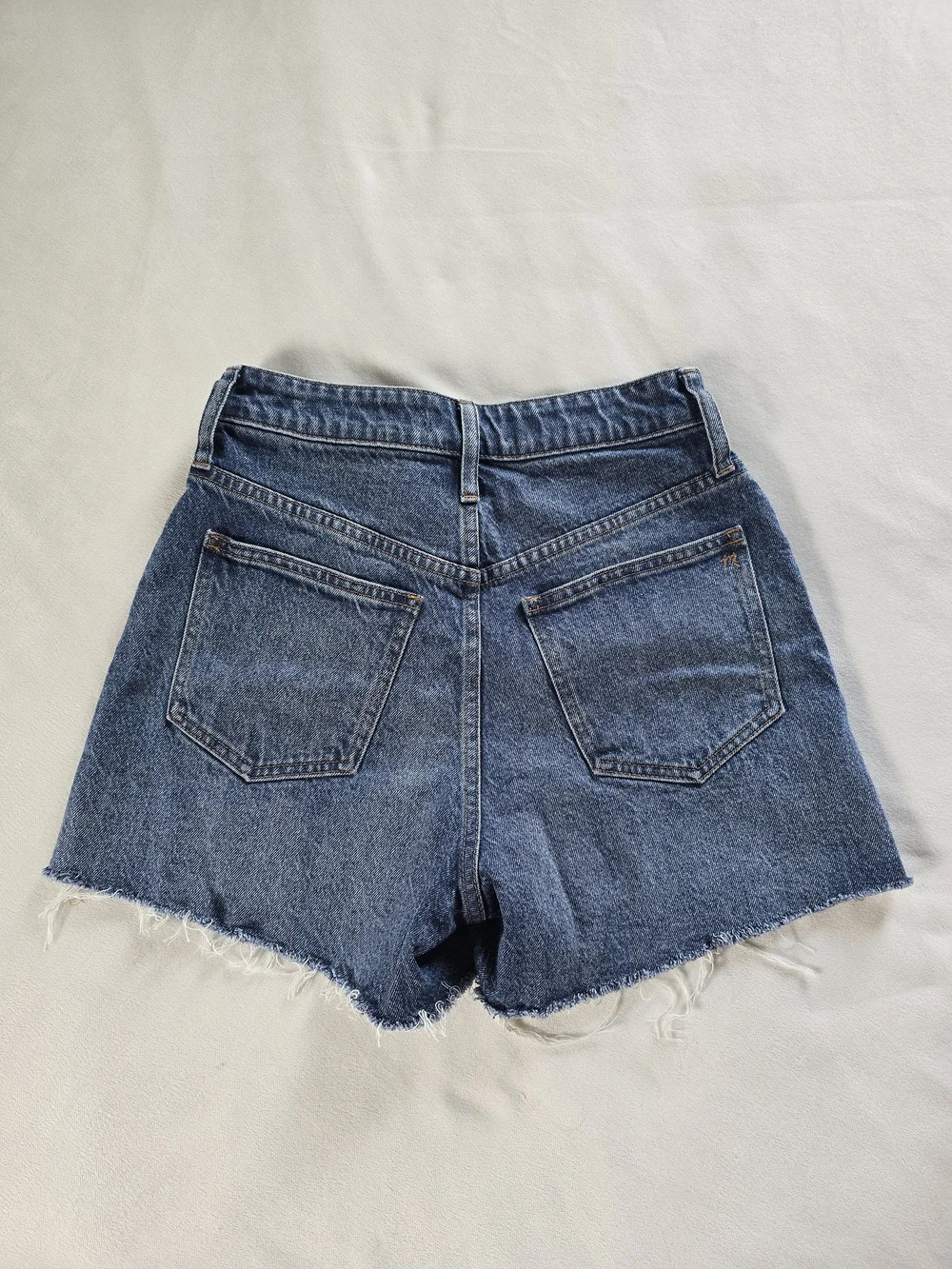 Madewell▪️The Curvy Perfect Jean Short High Waisted in Light Blue Denim